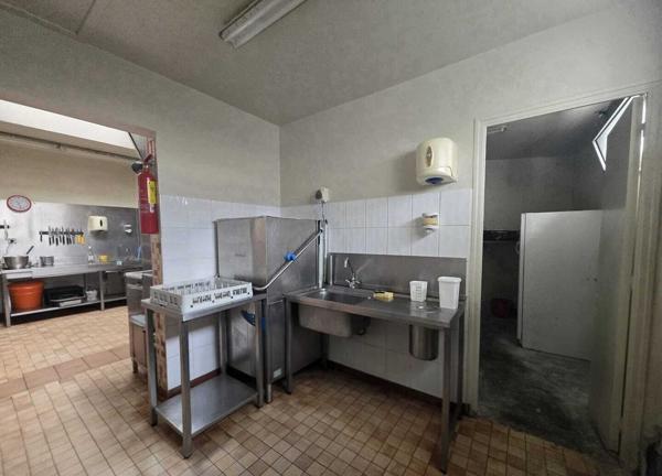 Opportunité pro : Restaurant équipé, emplacement n°1, fort potentiel 70 000 € H.A.I.*