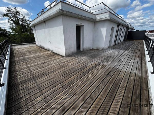 Appartement 4 pièces 82 m² LE BOUSCAT - 33110