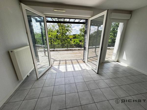 Appartement 4 pièces 82 m² LE BOUSCAT - 33110
