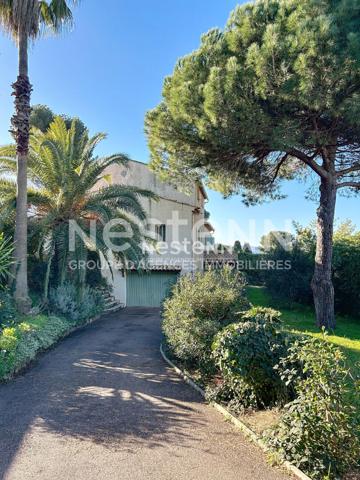 Super Cannes - Maison 200m² - 4 chambres - Terrain 1500m² - Sud - Garage - Piscinable - Calme