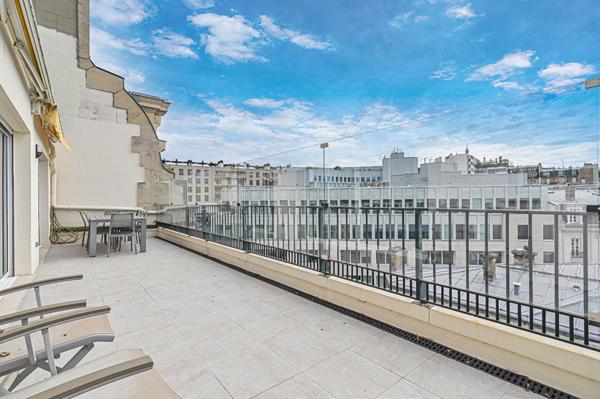 Somptueux Appartement de 5 pièces - PARIS 16