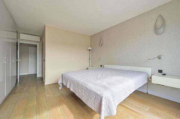 Somptueux Appartement de 5 pièces - PARIS 16