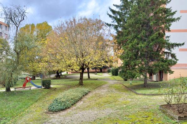 Appartement à vendre 3 pièces BRON (69)