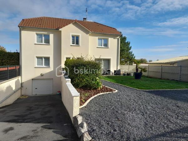 Maison traditionnelle de 220 m²