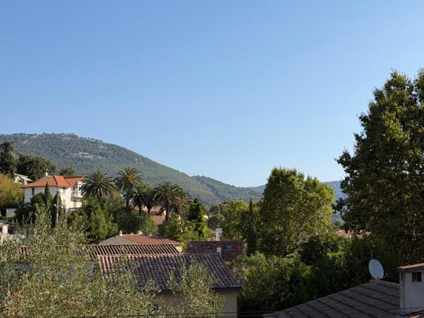 Serinette , grande maison familiale