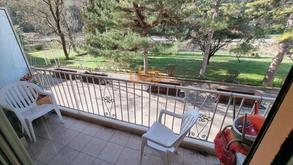 Trans-en-Provence – T2 55 m² – balcon sans vis-à-vis – garage – cave