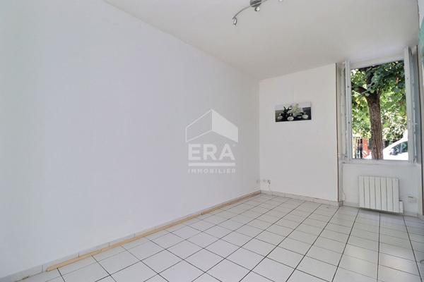 Appartement La Garenne Colombes 1 pièce(s) 22.15 m2 IDÉAL JEUNE ACTIF, PARENTS OU INVESTISSEUR