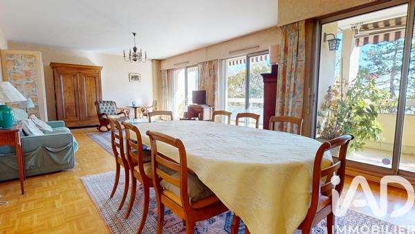 Appartement à vendre 6 pièces 147 m² Sainte-Foy-lès-Lyon