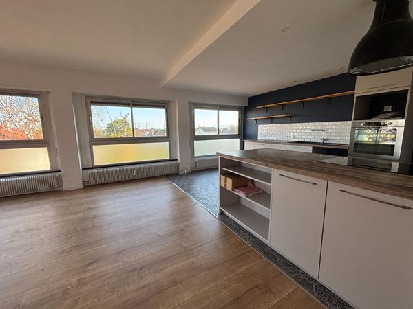 Superbe appartement 4 pièces à vendre à Bourg en Bresse - Dernier étage, calme et lumineux !