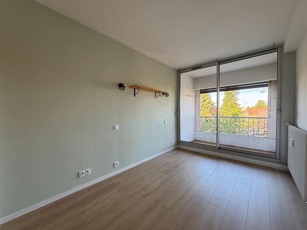 Superbe appartement 4 pièces à vendre à Bourg en Bresse - Dernier étage, calme et lumineux !