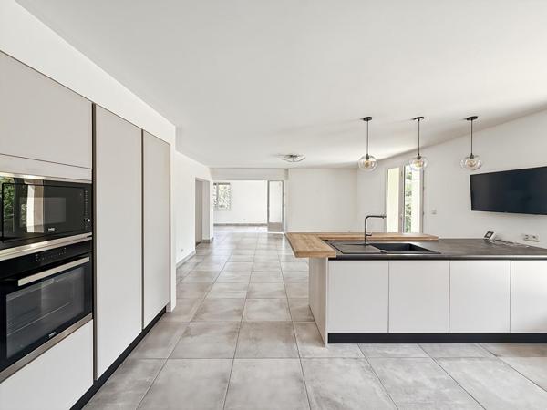 Maison Martigues 5 pièce(s) 166 m2 - 4 chambres et un bureau