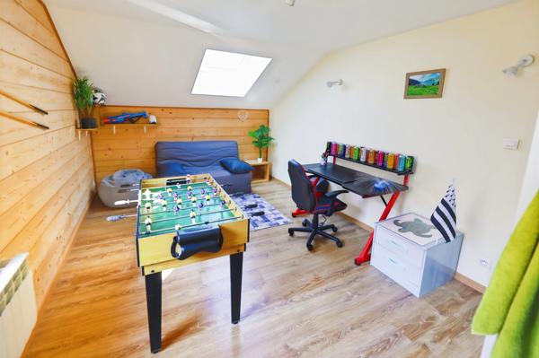 Maison à vendre 8 pièces (88)