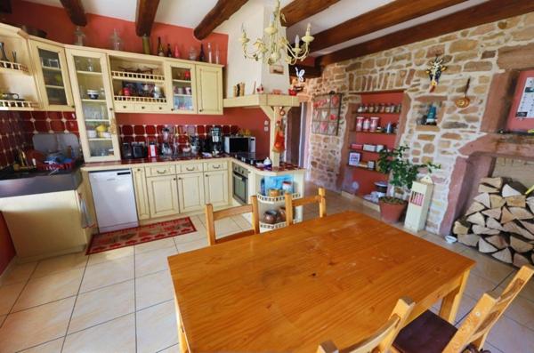 Maison à vendre 8 pièces (88)