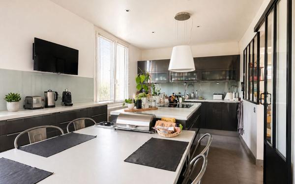 Maison à vendre    5 pièces •  Ormesson-sur-Marne