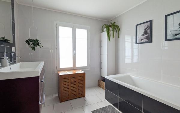 Maison à vendre    7 pièces • 150 m2 Lagny-sur-Marne
