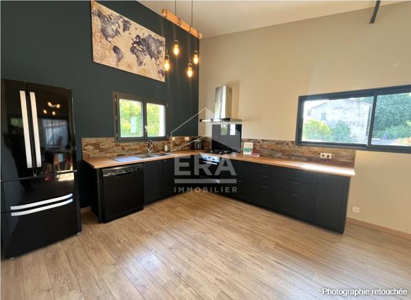 Maison plain pied 146m2 avec piscine - Malemort du comtat