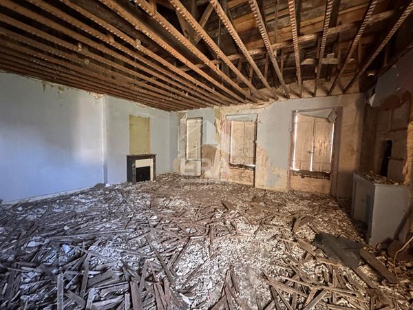 Maison en pierre de 140 m2 à vendre à Bourg - Référence 2989