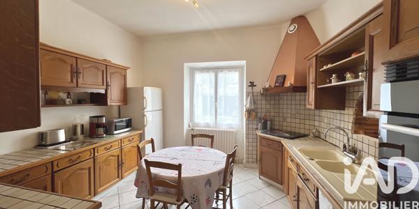 Maison à vendre 7 pièces 230 m² Saint-Just-d'Ardèche