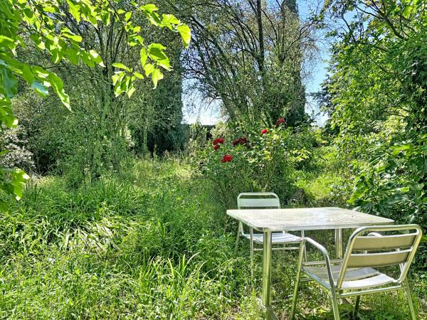 Exclusivité - Sud Ardèche - 07460 - Maison indépendante en pierres 100 m2  – 3 chambres, jardin intimiste et terrasse couverte