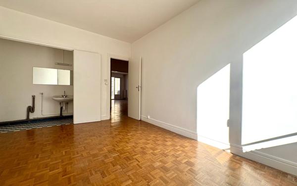 Appartement à vendre    3 pièces •  Valenciennes