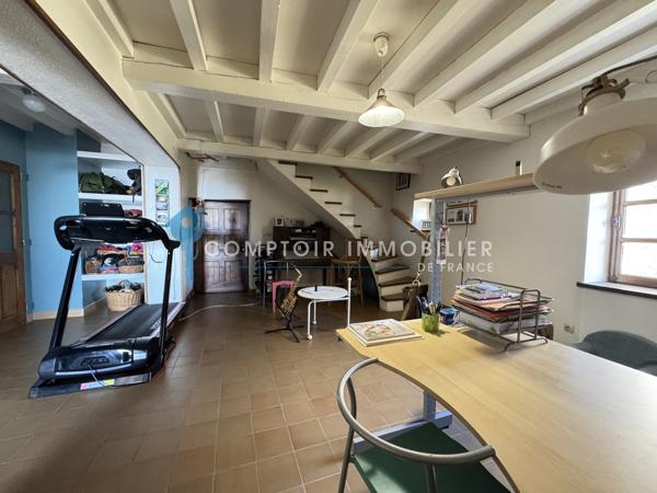 Maison 5 pièce(s) 3 chambre(s) 195 m²