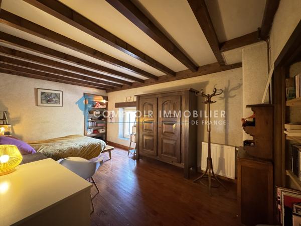 Maison 5 pièce(s) 3 chambre(s) 195 m²
