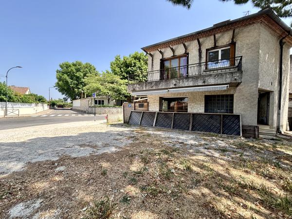 Local Commercial - 194 m²