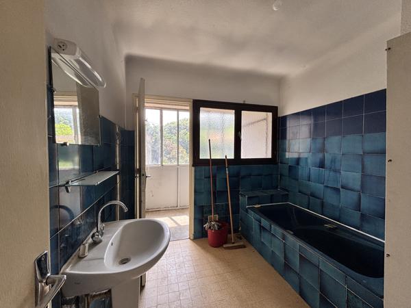 Local Commercial - 194 m²