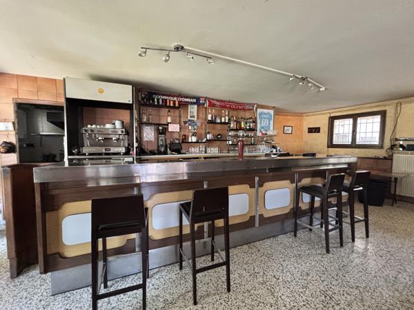 Local Commercial - 194 m²