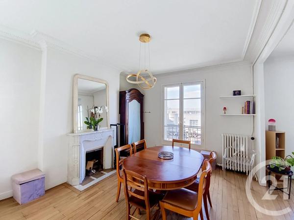 Appartement F4 à vendre  4 pièces - 79,08 m 2   ST DENIS  - 93