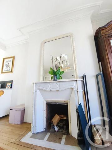 Appartement F4 à vendre  4 pièces - 79,08 m 2   ST DENIS  - 93