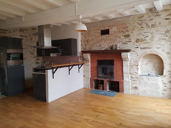 Investissement malin : maison avec locataire à Marigné !