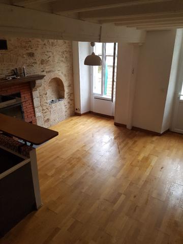 Investissement malin : maison avec locataire à Marigné !