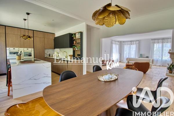 Maison à vendre 10 pièces 270 m² Montmorency