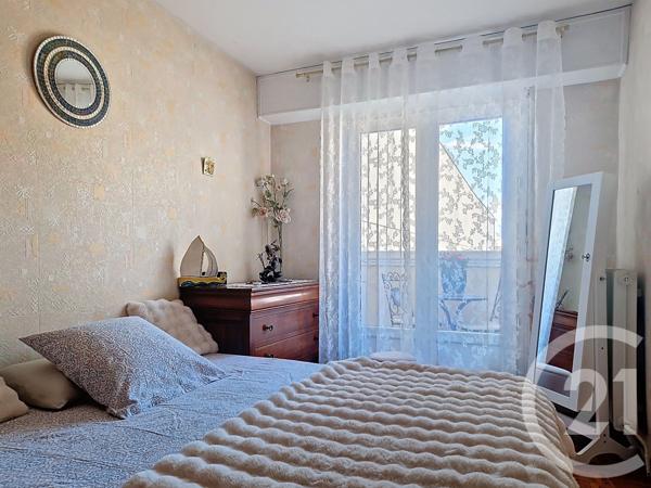 Appartement T3 à vendre  4 pièces - 58,35 m 2   ARCACHON  - 33