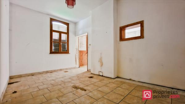 Maison de 85  m² à rénover  sur 833 m² de terrain Proche Hesdin