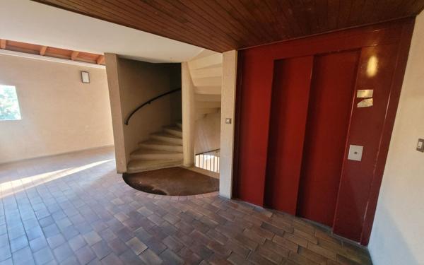 Appartement à vendre    3 pièces • 78,72 m2 Avignon