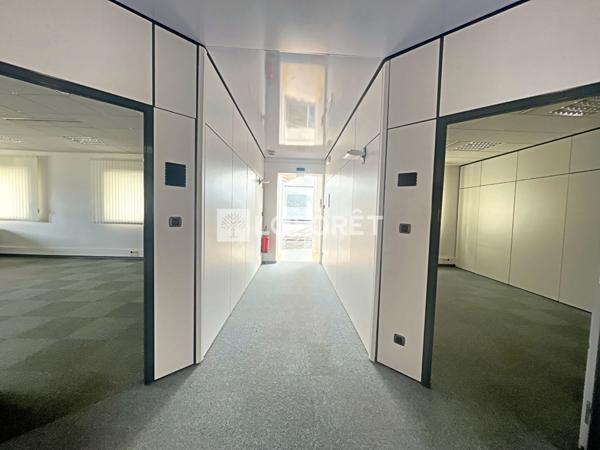 Achat bureau Izernore - 1405 m² - 2 037 844 €