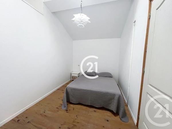 Maison à vendre  4 pièces - 128 m 2   COGNAC  - 16