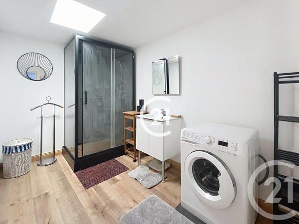 Maison à vendre  4 pièces - 128 m 2   COGNAC  - 16