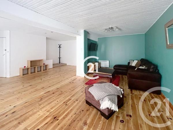 Maison à vendre  4 pièces - 128 m 2   COGNAC  - 16