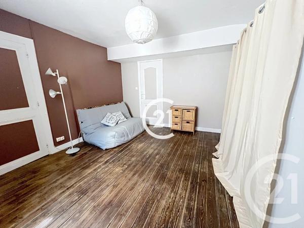 Maison à vendre  4 pièces - 128 m 2   COGNAC  - 16