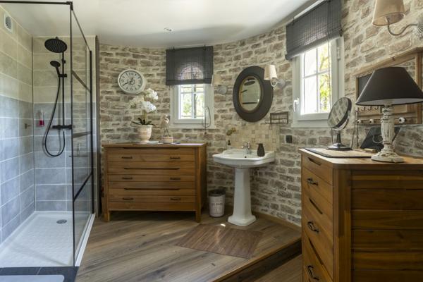 Superbe villa 153m² avec véranda, terrasses et jar - REF. VM463