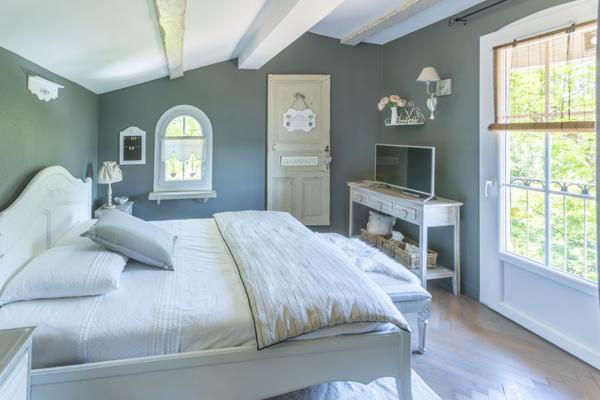 Superbe villa 153m² avec véranda, terrasses et jar - REF. VM463