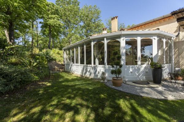 Superbe villa 153m² avec véranda, terrasses et jar - REF. VM463