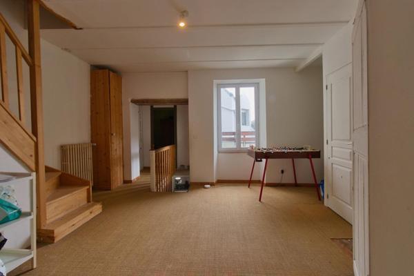 Maison de caractère à rénover d'environ 116m², hyper centre d'Etel