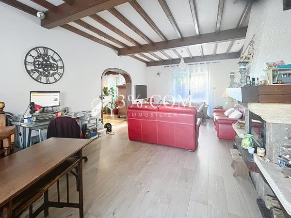 Maison 6 pièce(s) 3 chambre(s) 179.73 m²