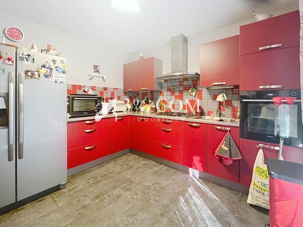 Maison 6 pièce(s) 3 chambre(s) 179.73 m²