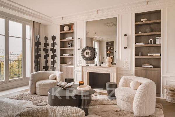 Duplex rénové avec vue sur les Invalides