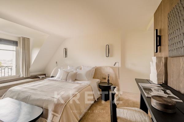 Duplex rénové avec vue sur les Invalides